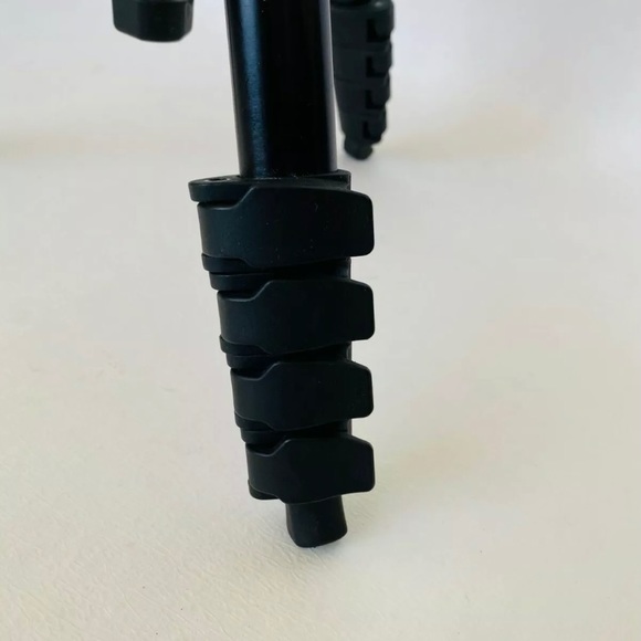 Manfrotto MKC3-H01 Compact Series Tripod